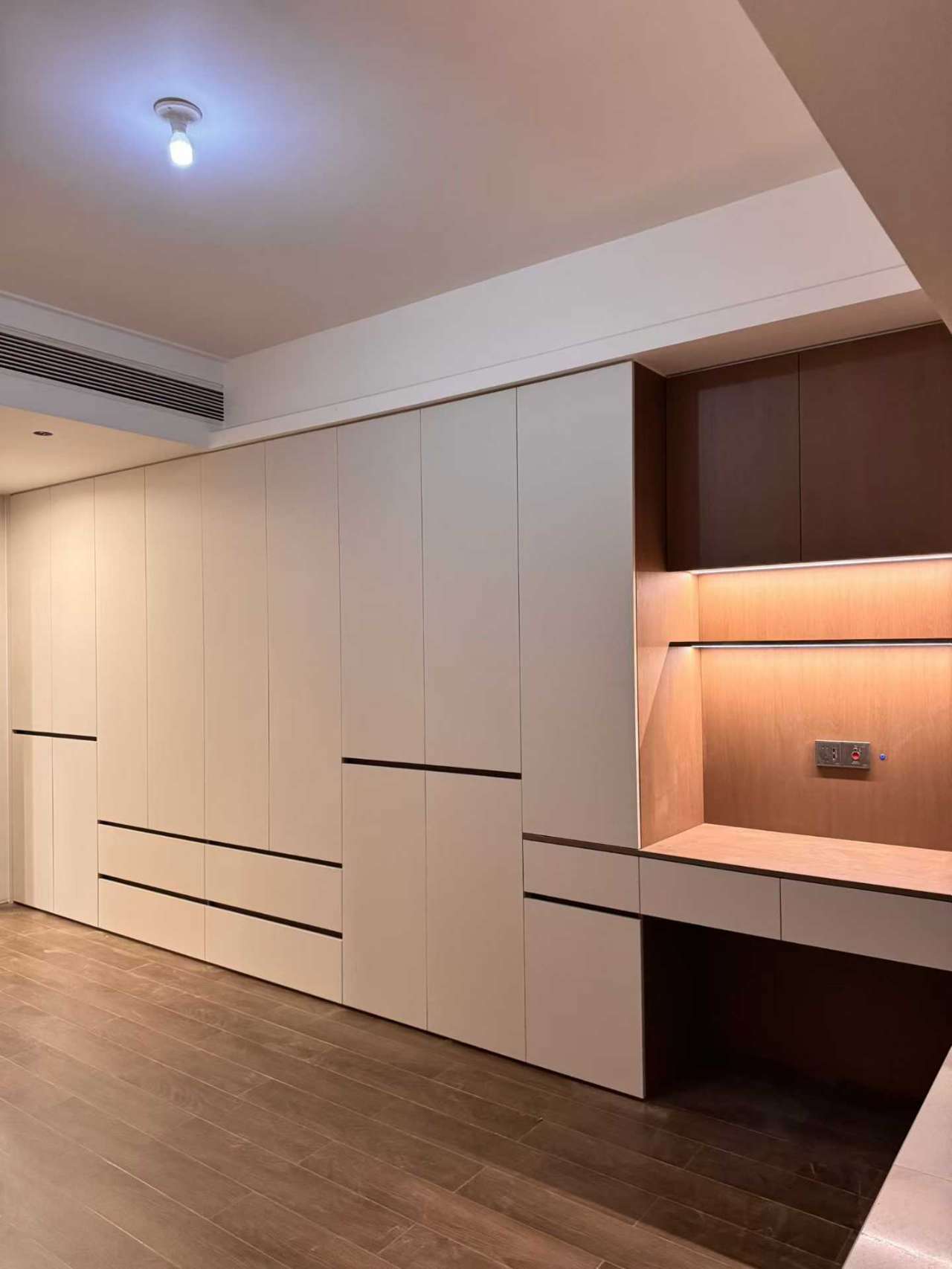 dc3a04470e51b0b95d7ceecef91eb025